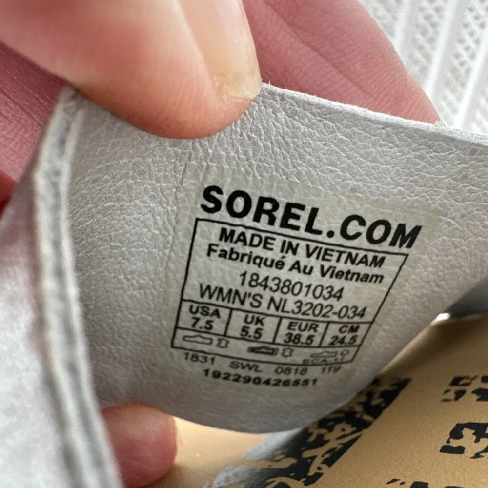 Sorel Ella Women's Sandals Metallic Leather Crisscross Flat 7.5 Comfort Shoes